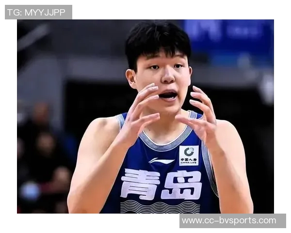 比卢普斯耐心指导杨瀚森学习与成长并重的篮球之路