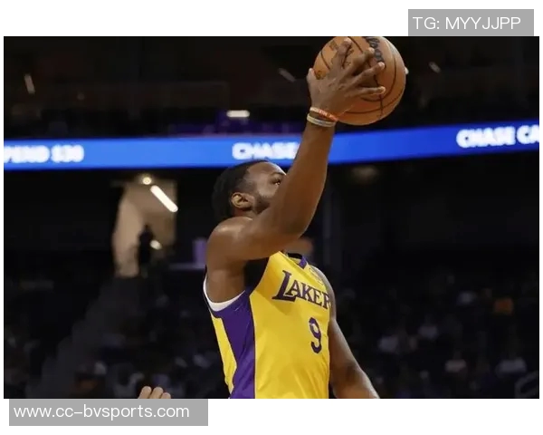 杨毅点评詹姆斯建功无数布朗尼在NBA面临巨大挑战